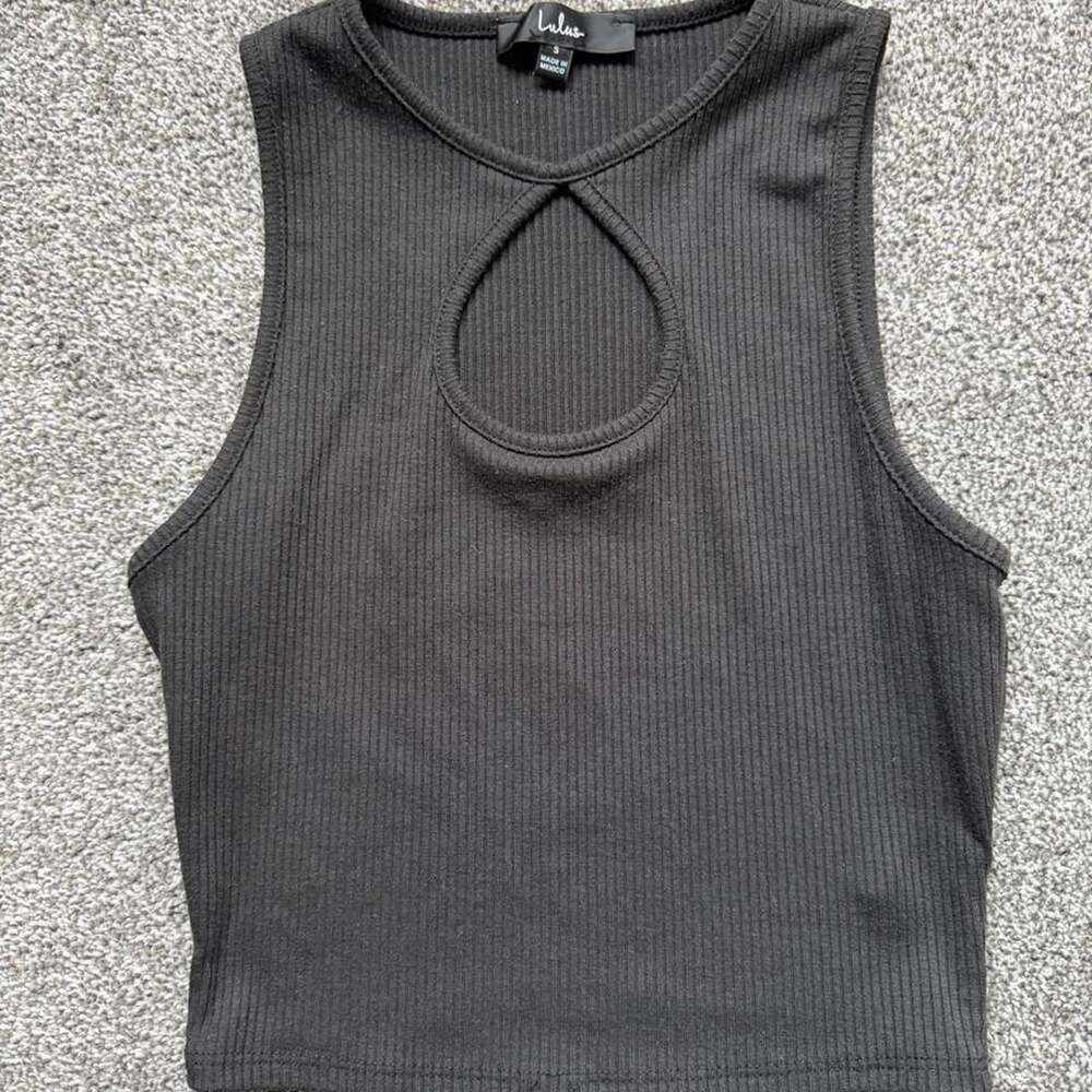 Lulus Black Ribbed Keyhole Crop Top Size S